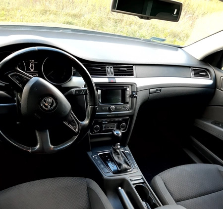 Skoda Superb cena 44444 przebieg: 250000, rok produkcji 2014 z Warszawa małe 37